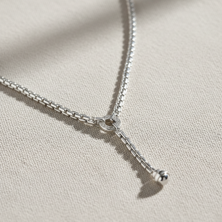 Miss Mimi Flex Lariat Pearl Necklace