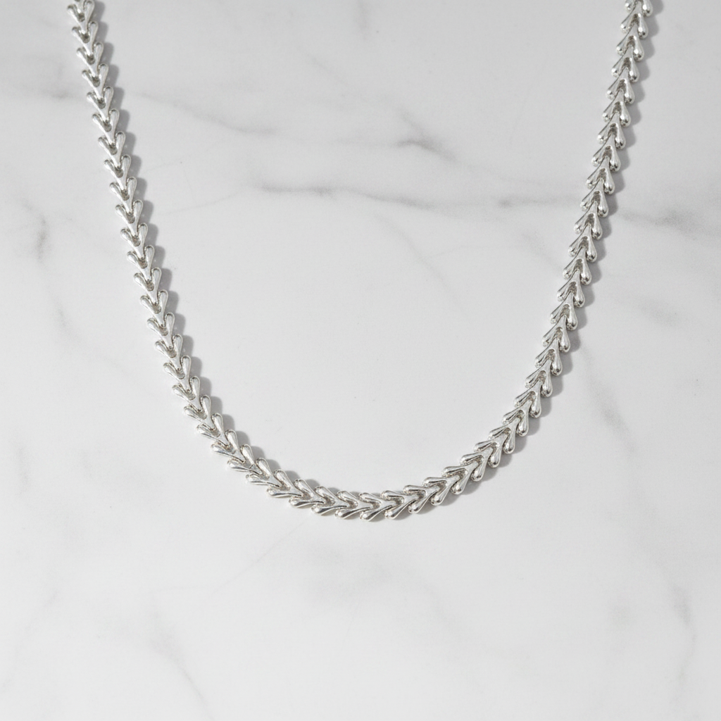 Miss Mimi Flat Heart Link Necklace