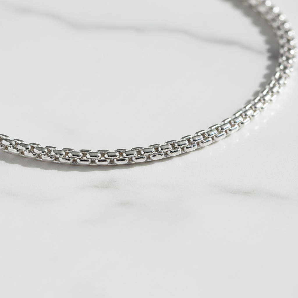 Miss Mimi Rounded Equestrian Square Link Necklace