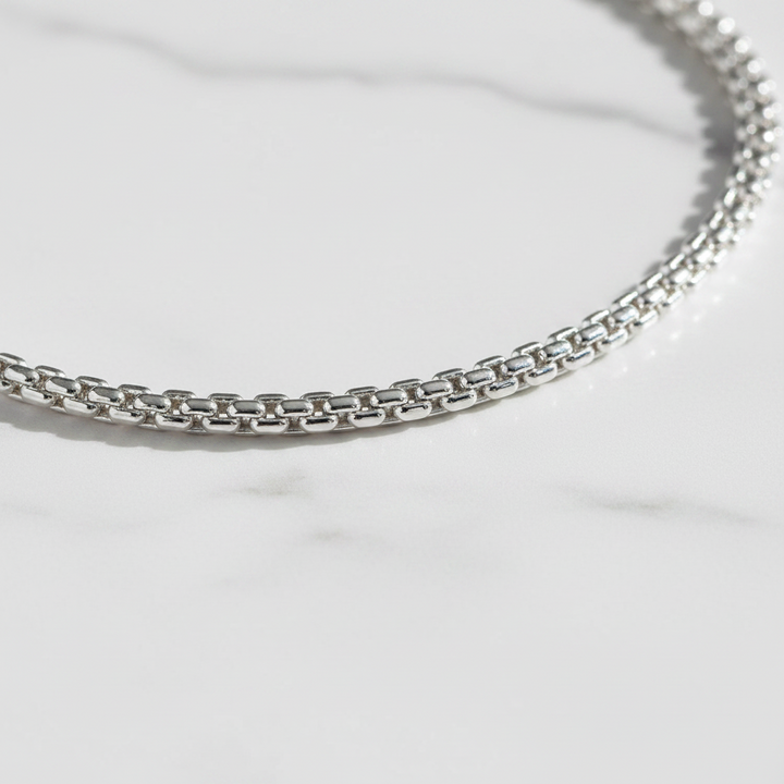 Miss Mimi Rounded Equestrian Square Link Necklace