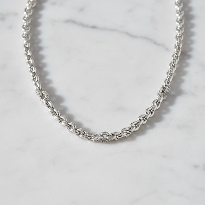 Miss Mimi Fancy Round Link Necklace