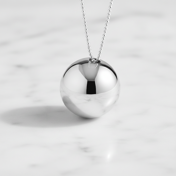 Miss Mimi Bold Button Necklace