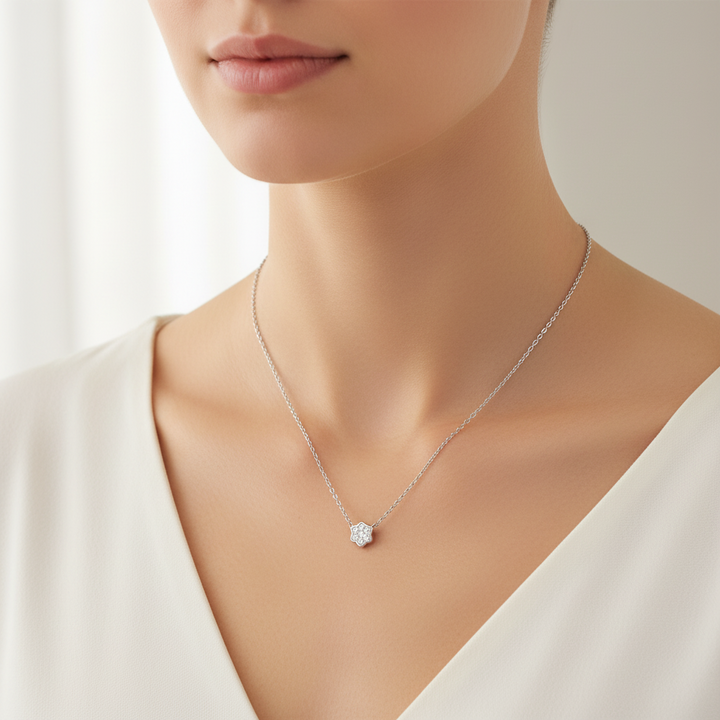 Miss Mimi Little Flower Necklace