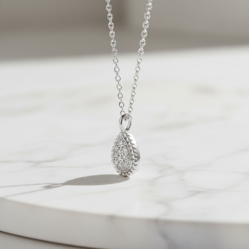 Miss Mimi Heritage Pear Dew Drop Necklace