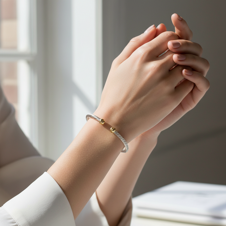 Miss Mimi Classic Mini Twist Bangle