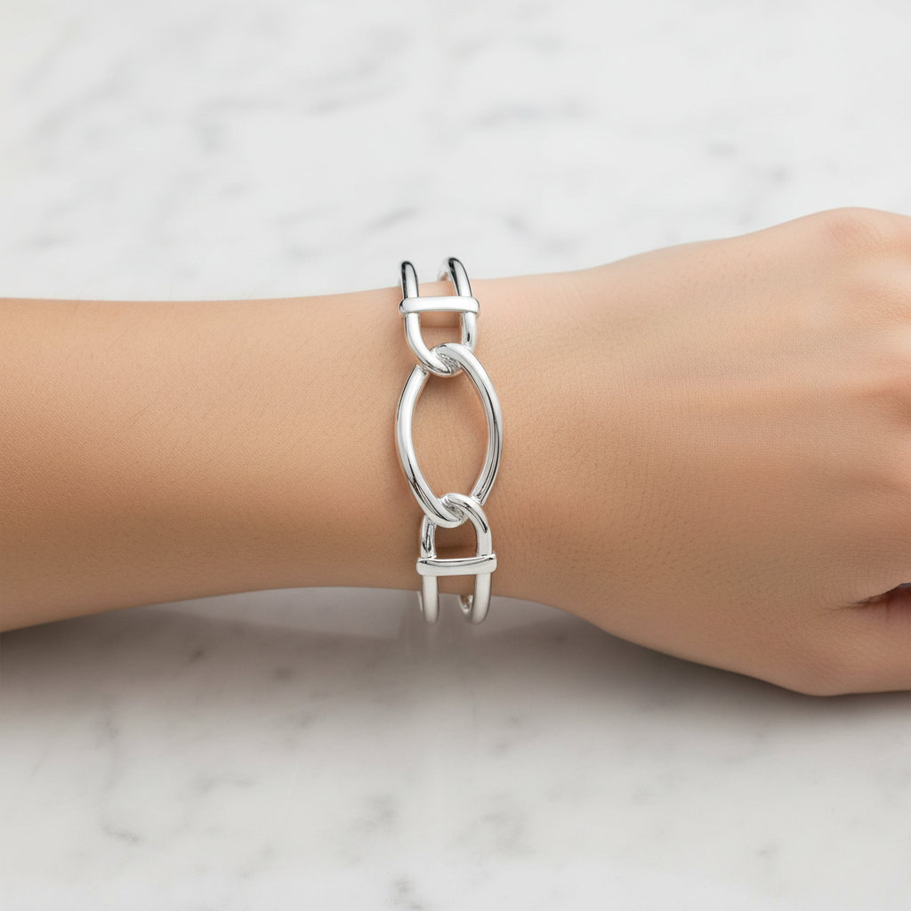 Miss Mimi Oval Link Bangle