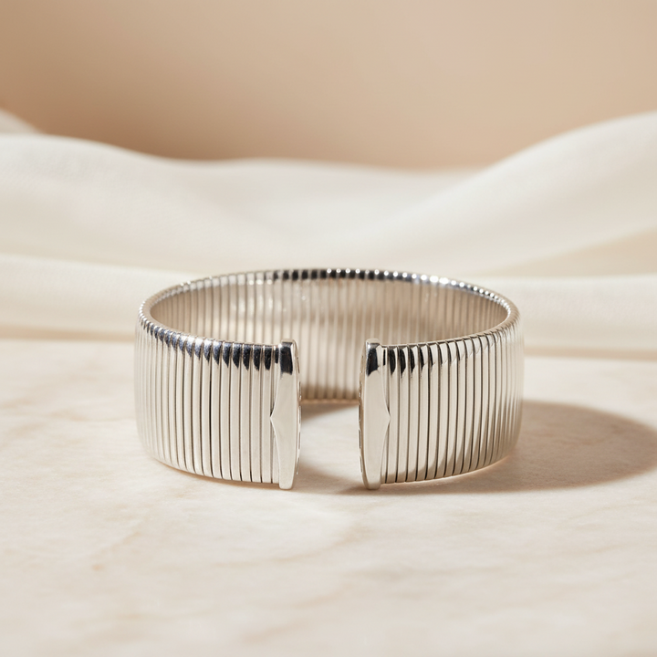 Miss Mimi 25mm Silk Cuff