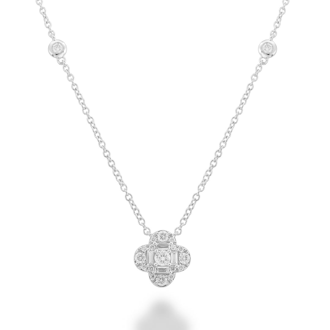 Diamond Clover Necklace in 18K Gold with 25 diamonds totaling 0.55CTDI