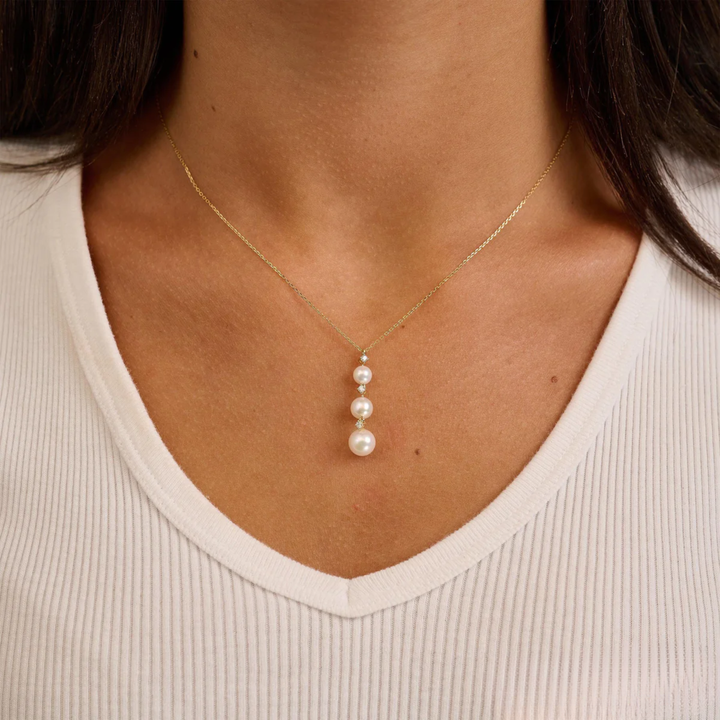 Collier de perles et de diamants