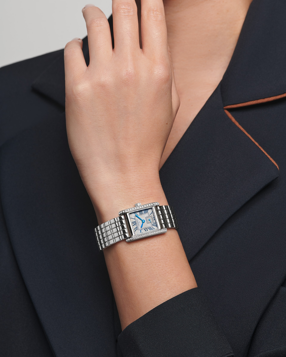 ミリココ Longines Mini DolceVita 21.50 x 29.00mm | L5.200.0.71.6 | ORLY