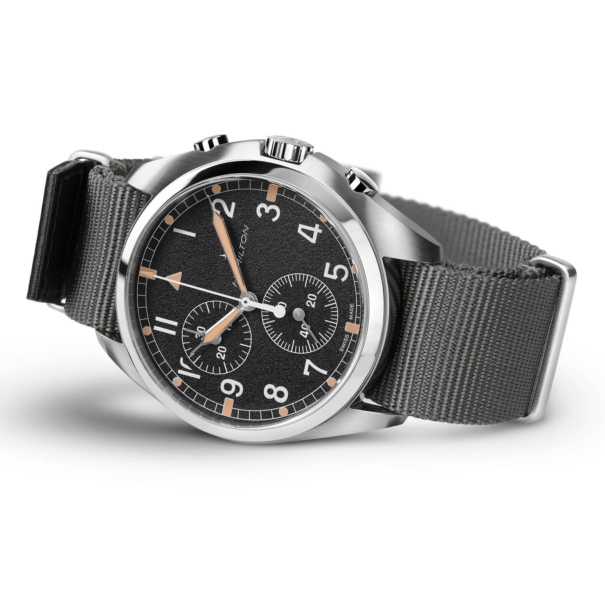 Khaki pilot discount pioneer chrono quartz